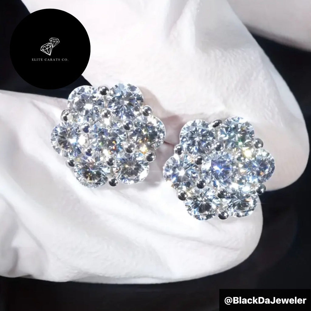 4.2 cts Vvs1 Moissanite Screwbacks