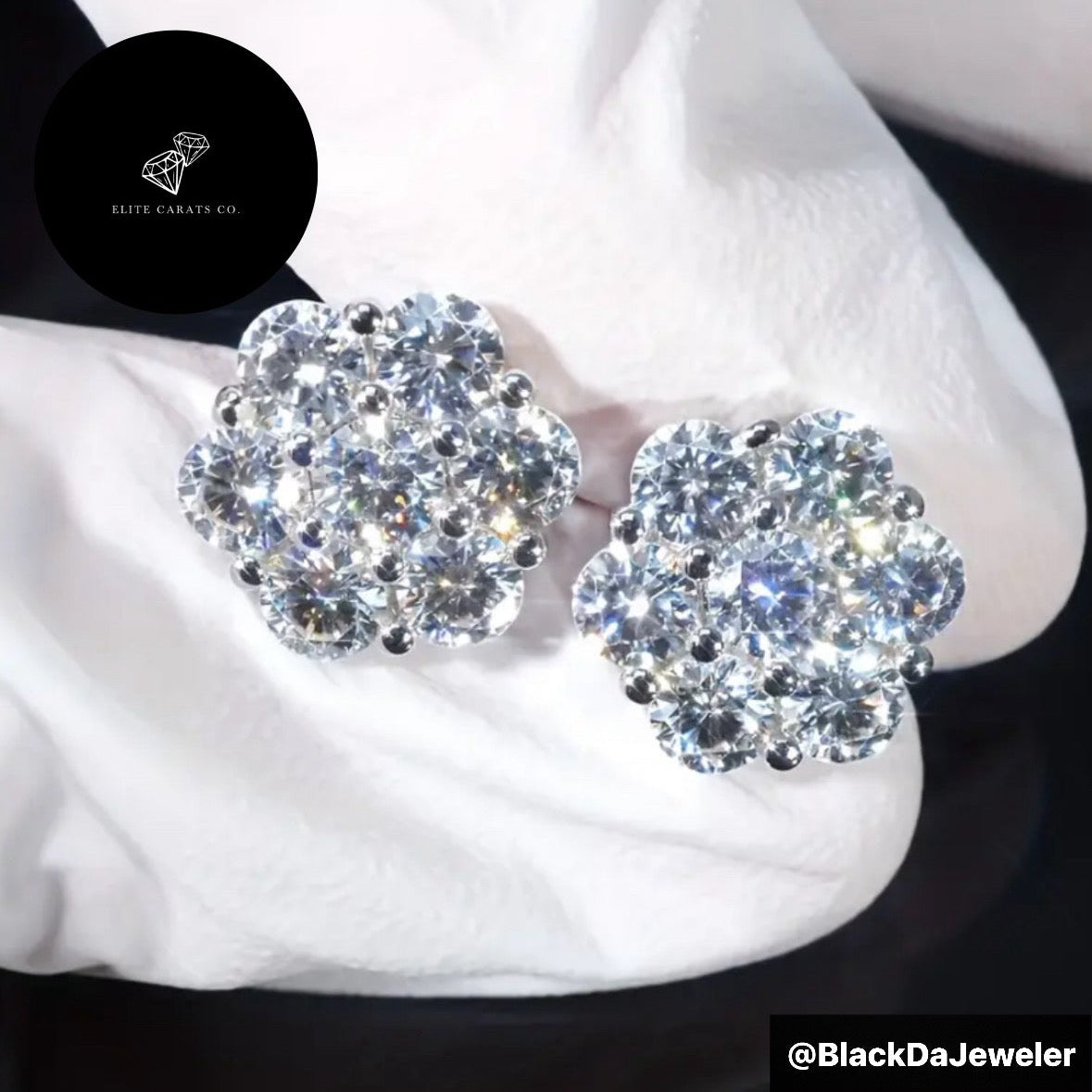 4.2 cts Vvs1 Moissanite Screwbacks