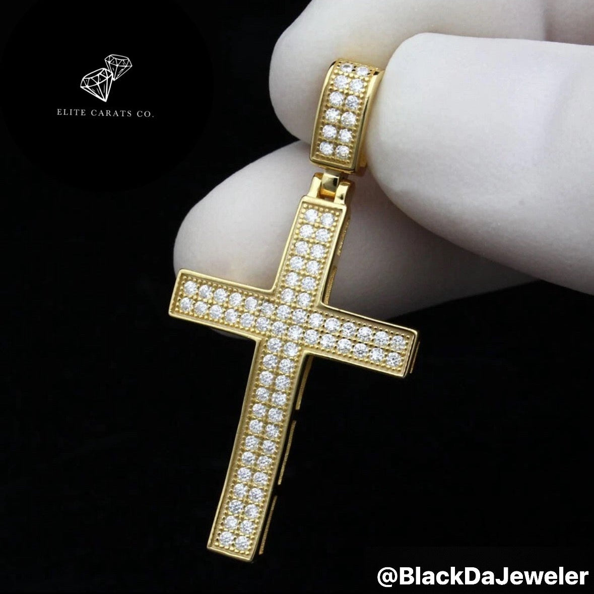 Vvs Moissanite Wavy Cross