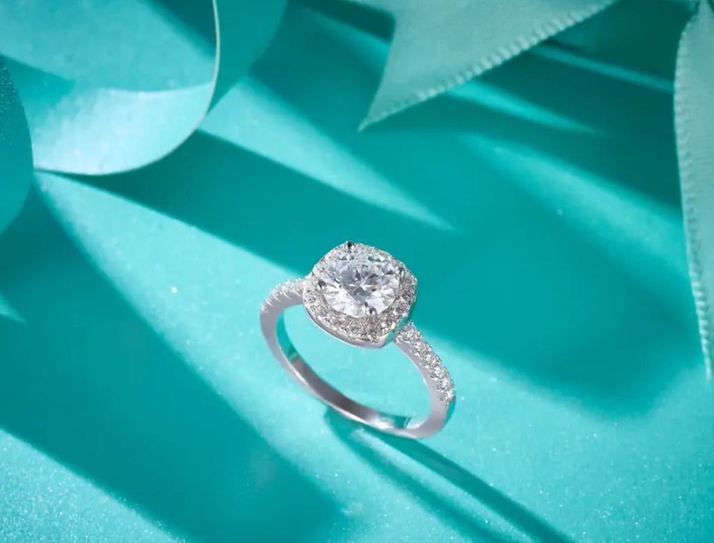 Vvs Moissanite Ring
