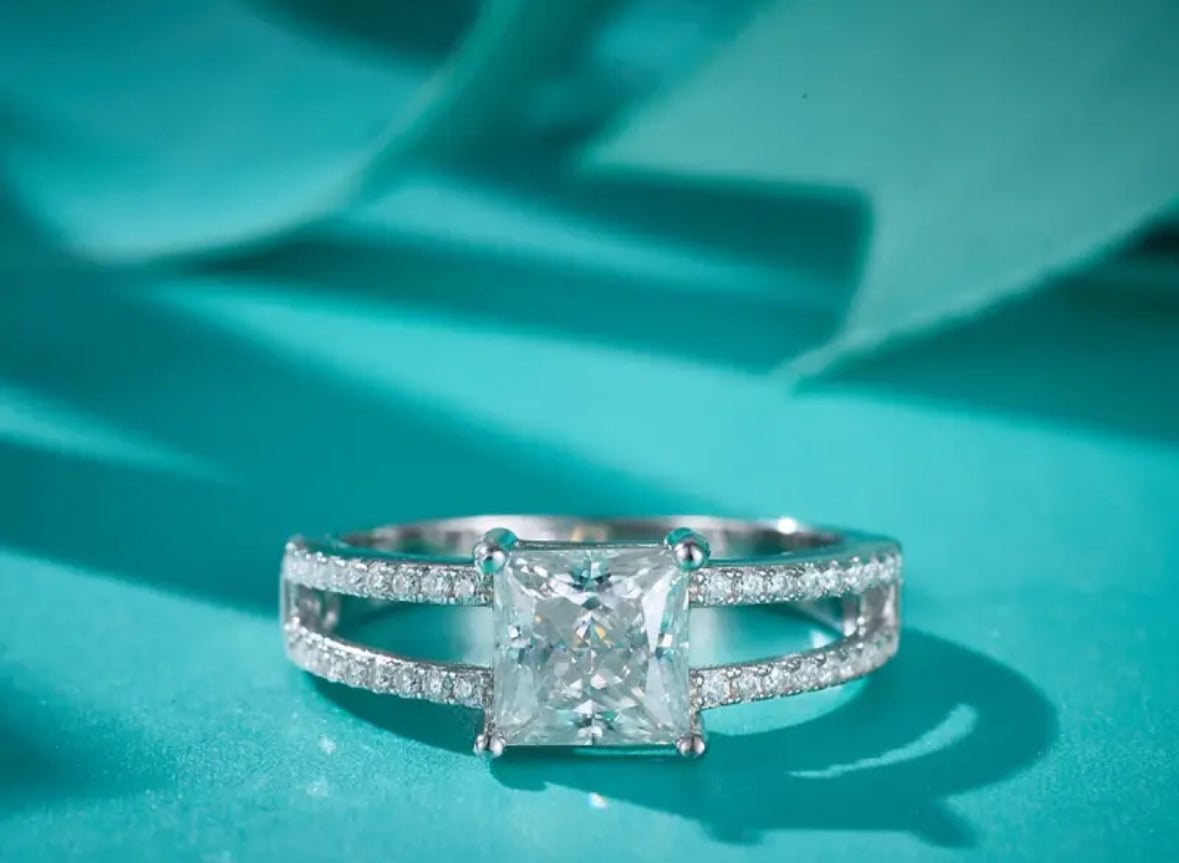 Vvs Moissanite Double Layer Engagement Ring