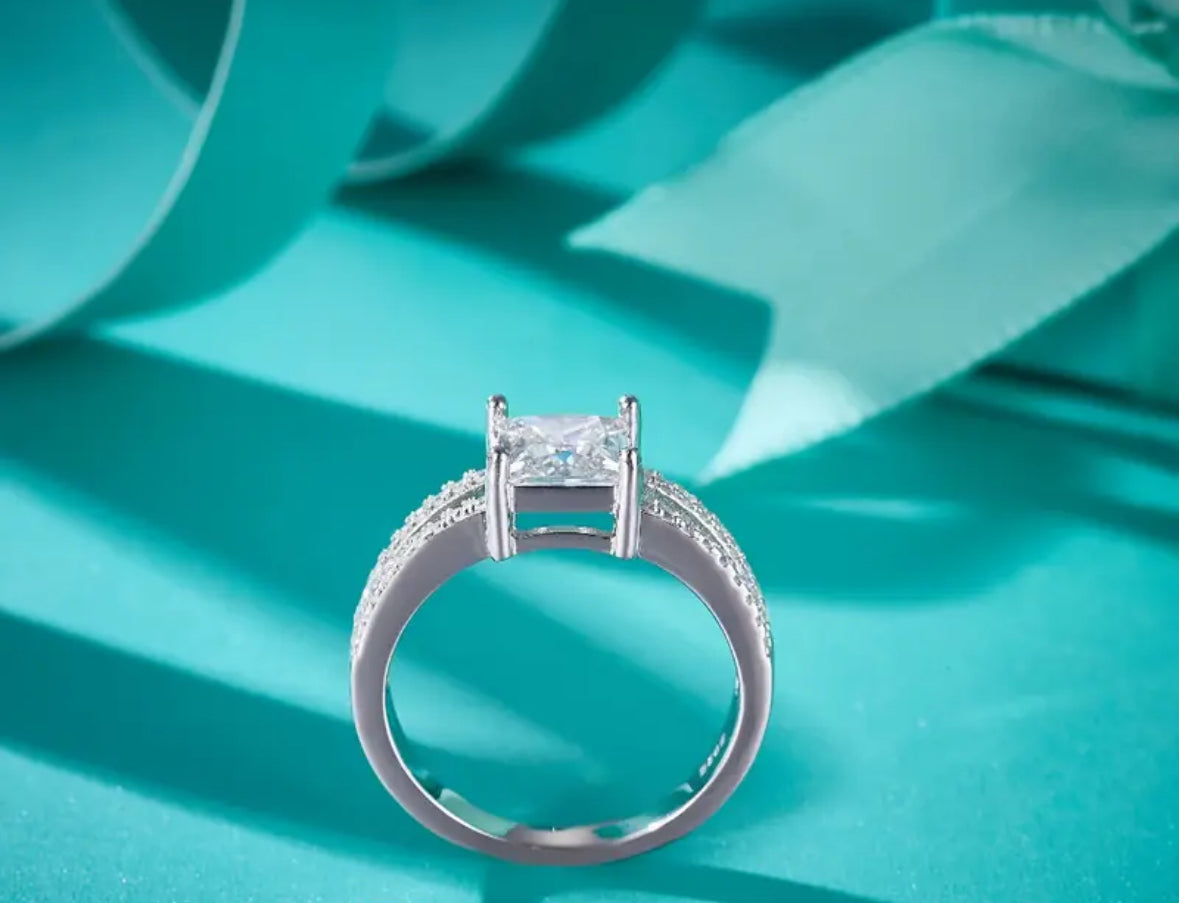 Vvs Moissanite Double Layer Engagement Ring