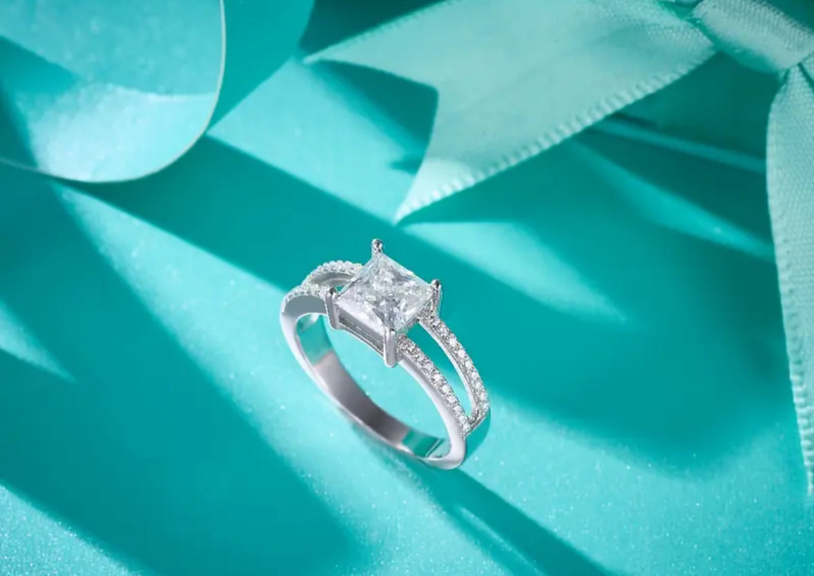Vvs Moissanite Double Layer Engagement Ring