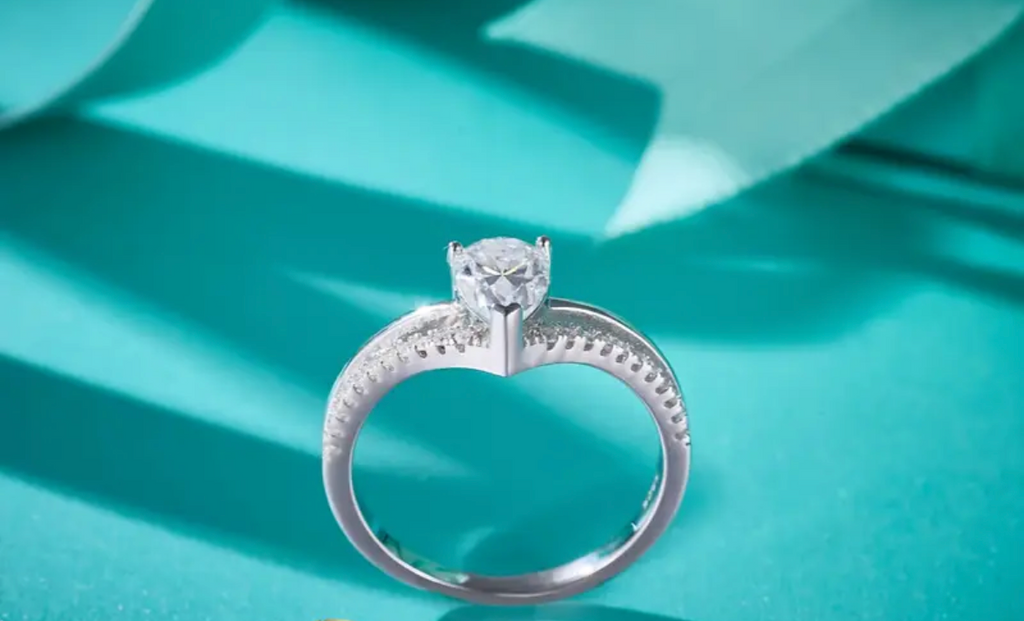 Vvs Moissanite Oval Ring