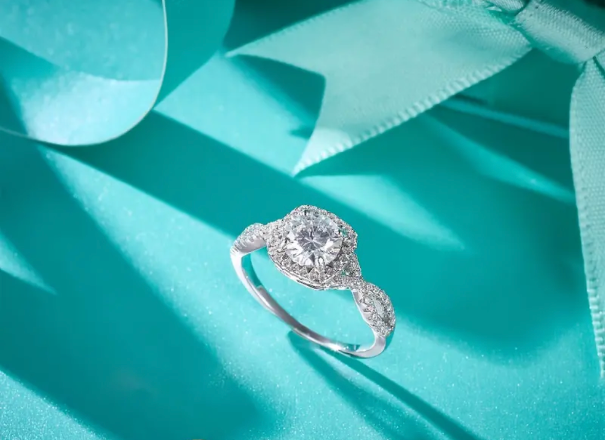 Vvs Moissanite Ring