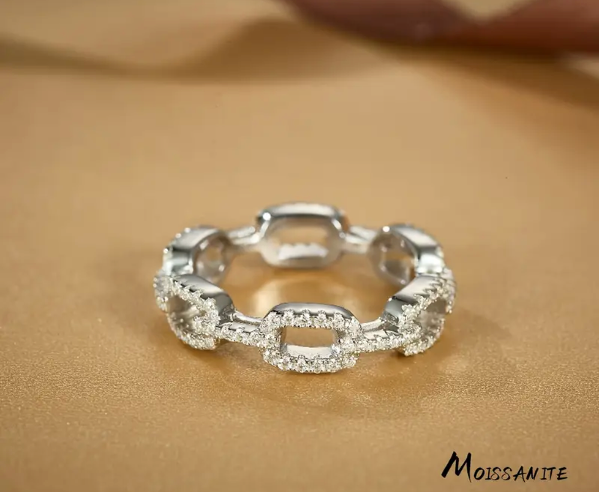 Vvs Moissanite Chain Ring