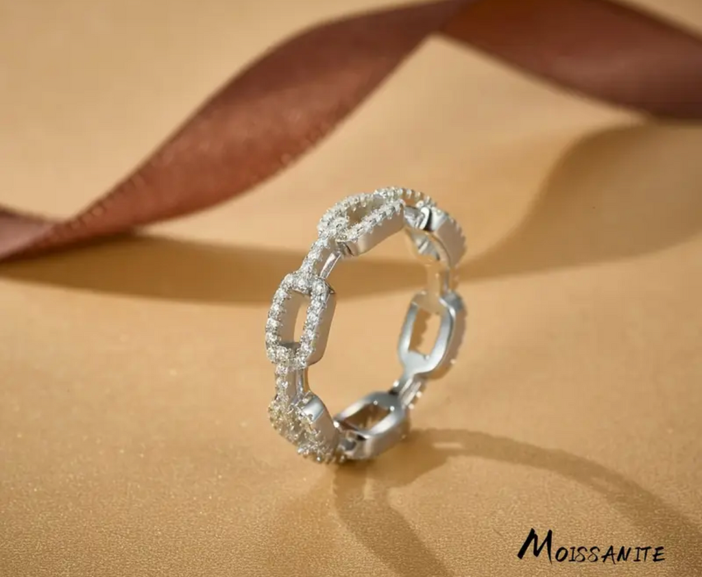 Vvs Moissanite Chain Ring
