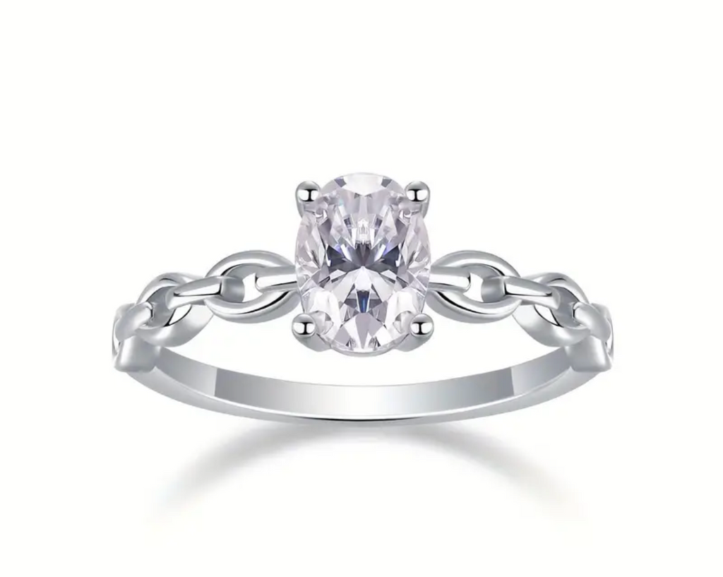 Vvs 5’ 7mm Oval Ring