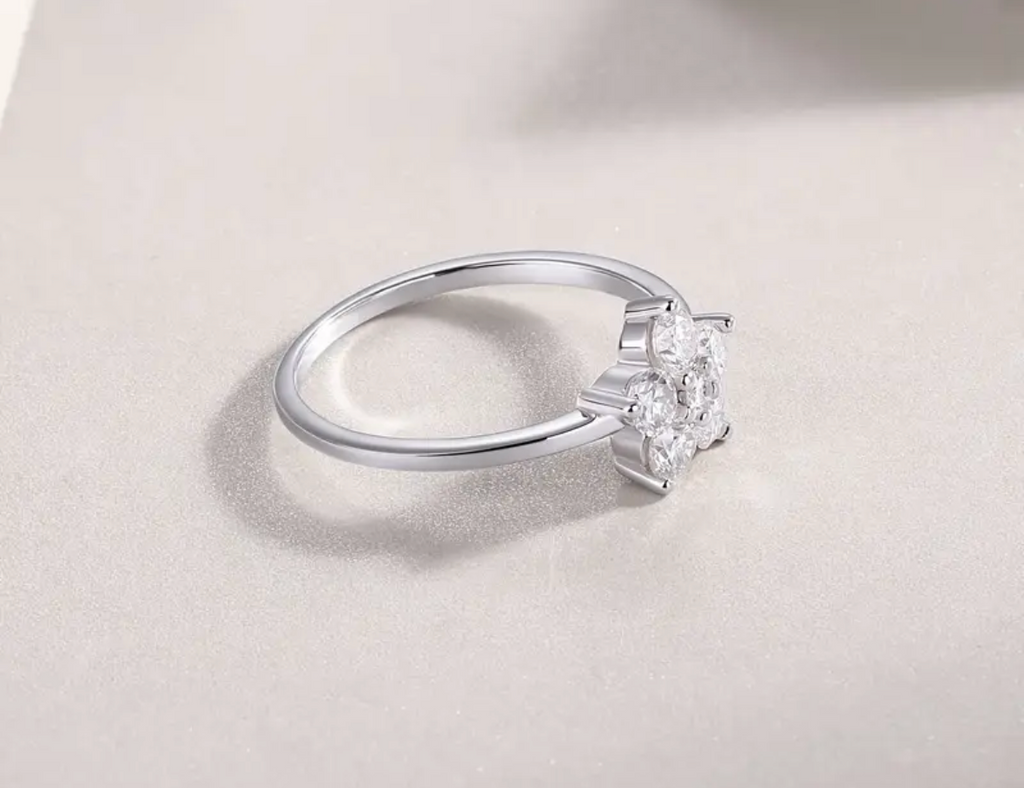 Vvs Moissanite Star Ring
