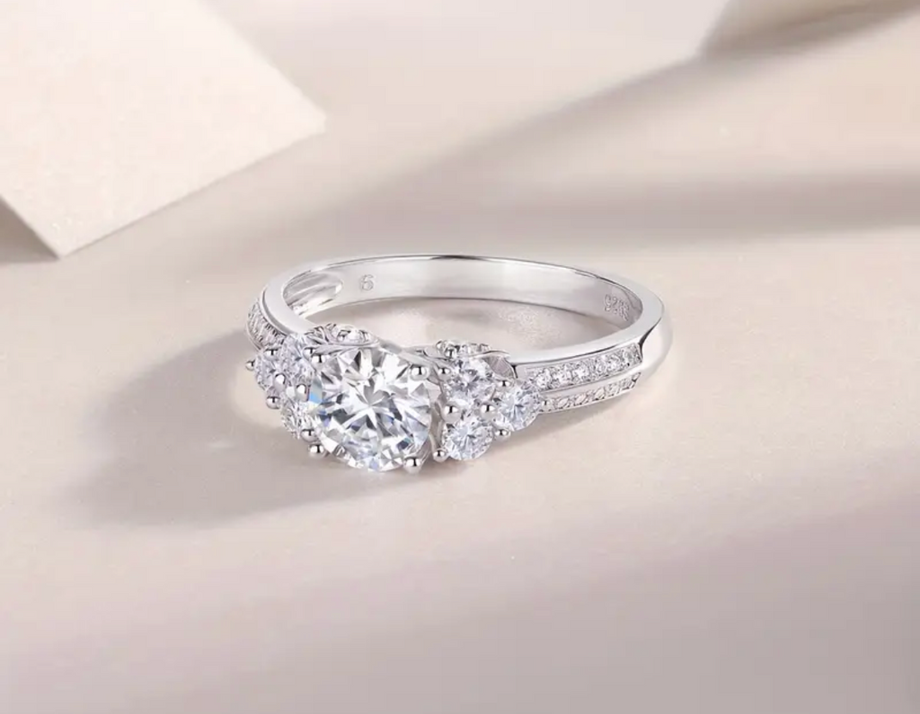 Vvs Moissanite Ring