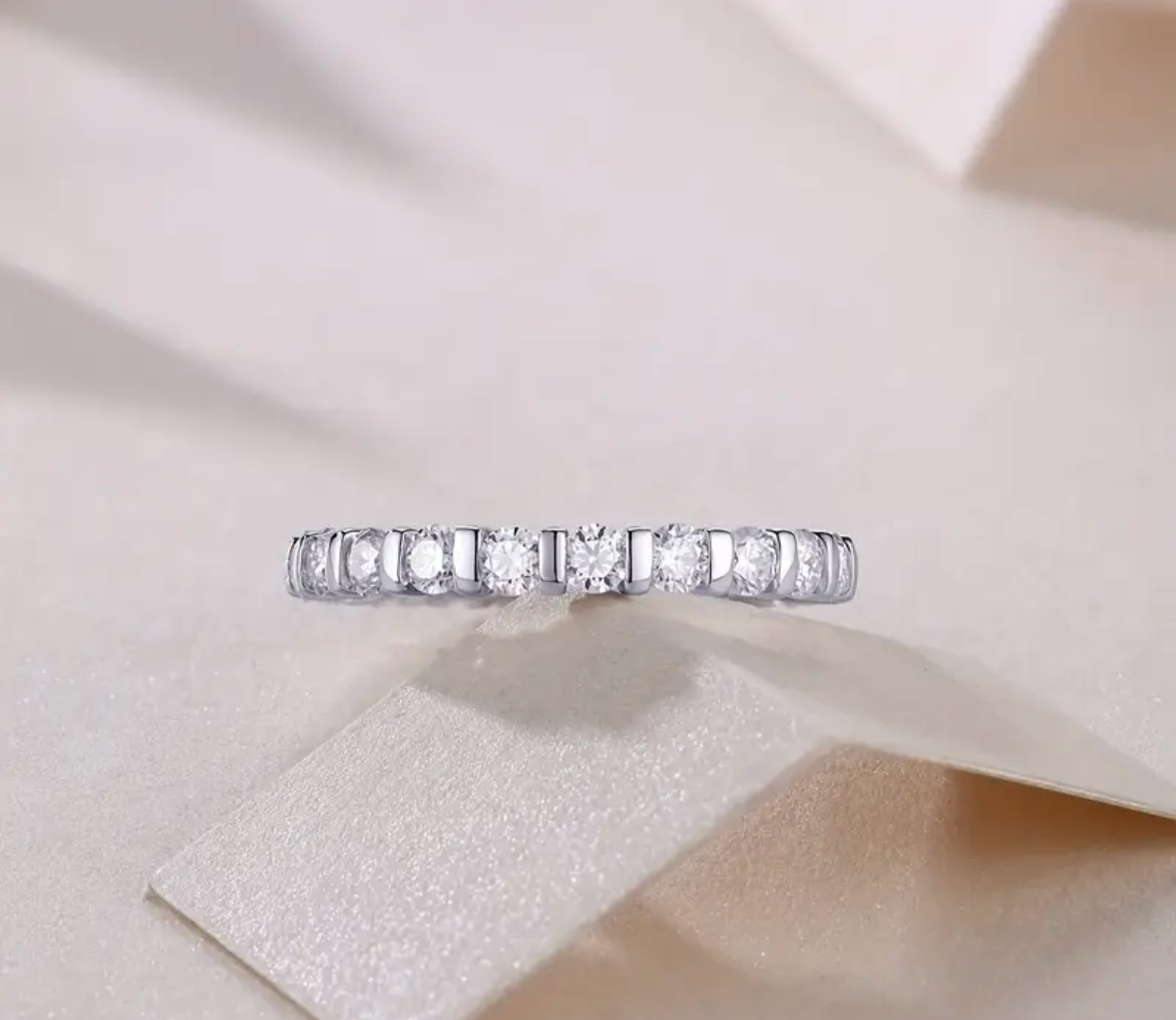Vvs 2mm Moissanite Ring