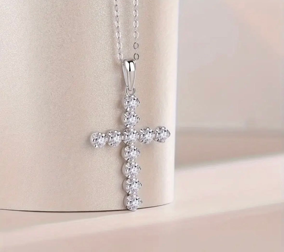 Vvs 2mm Moissanite Cross